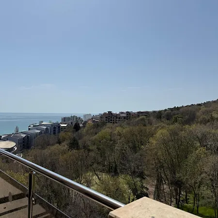 Golden Lemon 公寓 瓦爾納