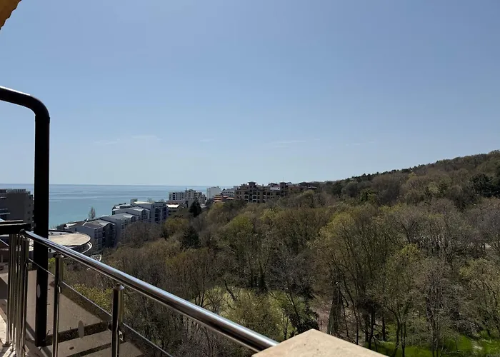 Golden Lemon Apartment Varna